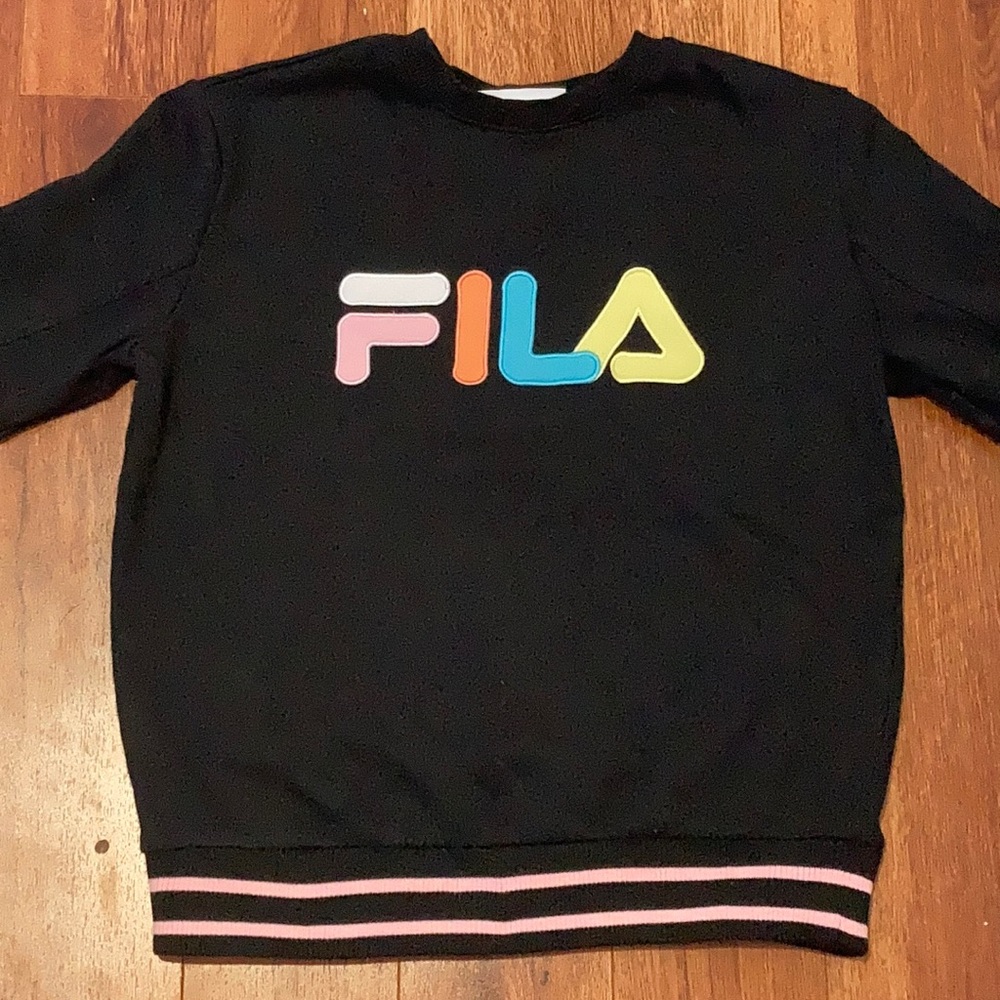black FILA crew neck